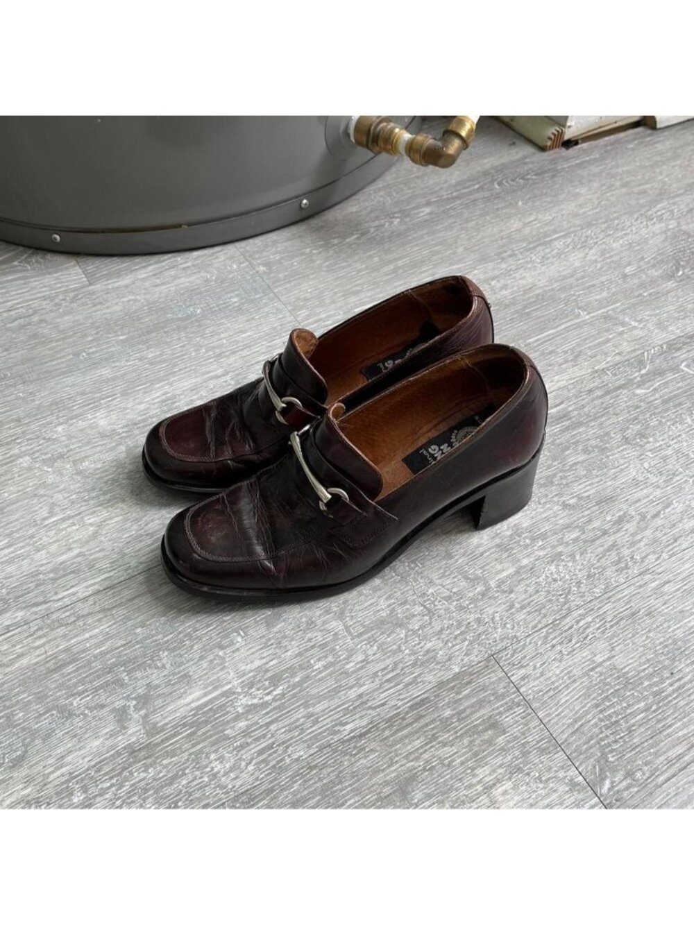 Dark Brown / Silver Toned Vintage 90’s “Hang Ten” Leather Loafers / Heels